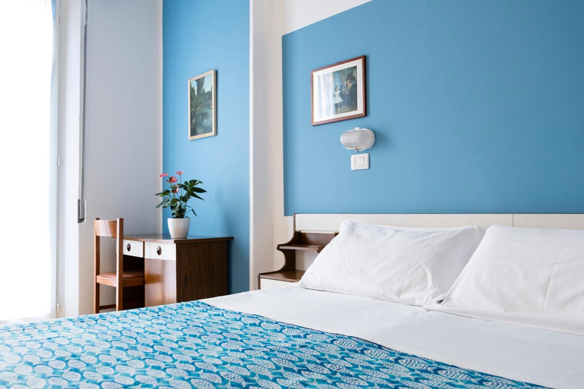 Hotel Cheri Rimini Exterior photo